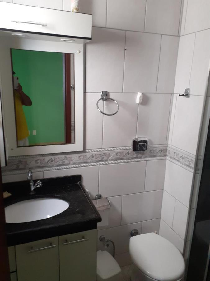 Apartamento Com Estacionamento, Telas Nas Varandas 阿拉亚尔-杜卡布 外观 照片